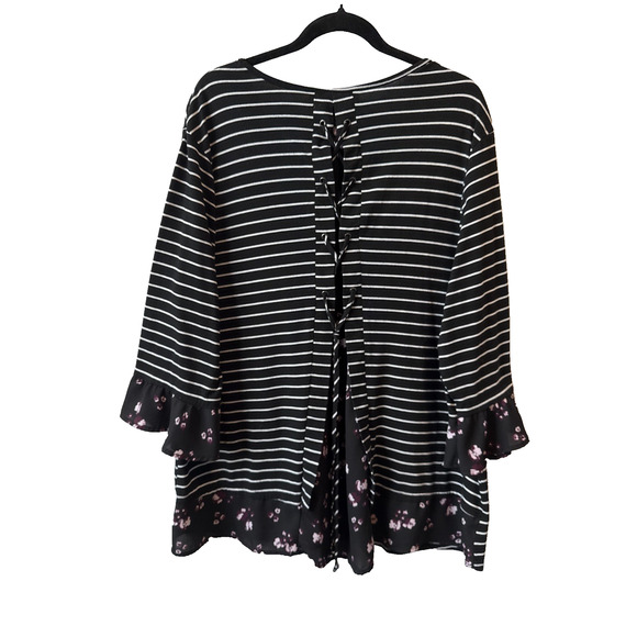 Terra & Sky Women's 2X Whimsigoth Purple Floral Stripe Lace Up Back Tunic Blouse - Picture 1 of 11